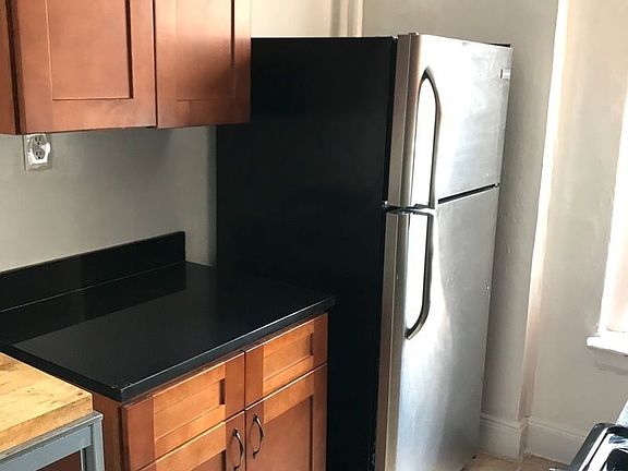 2nd image of 1158 49th Ave APT 4D