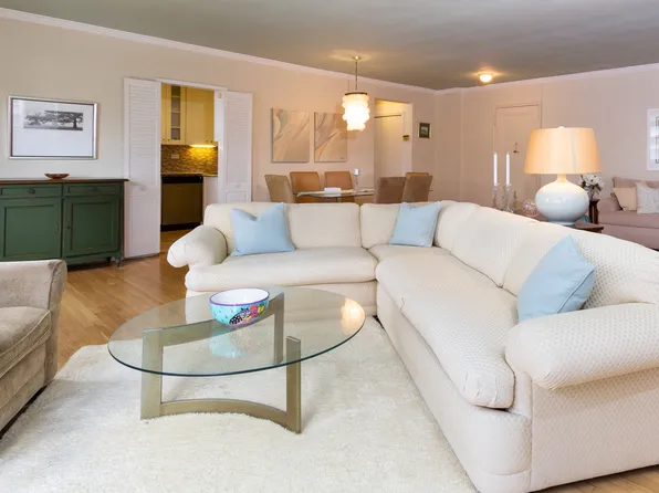 162-41 Powell Cove Boulevard image 12 of 25