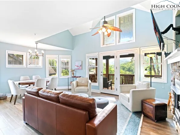 332 Indian Paintbrush Drive #R731, Banner Elk, NC 28604