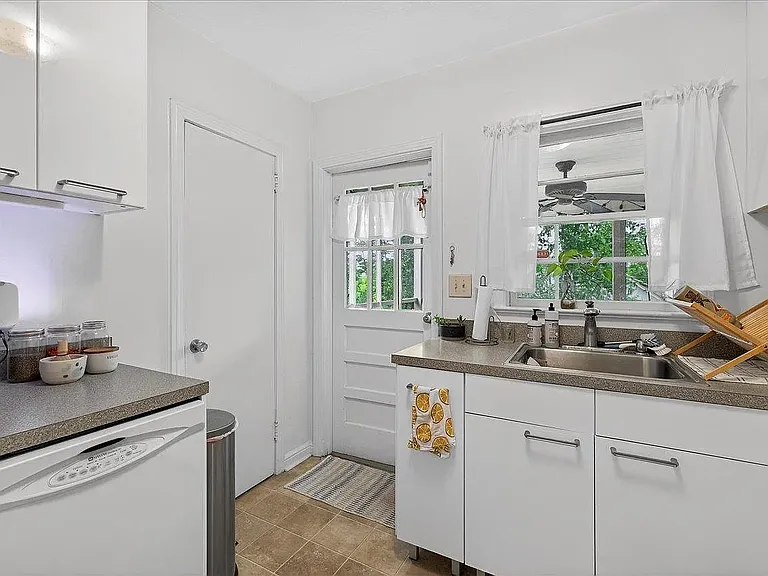 1454 S Gadsden St #2 — Photo 12