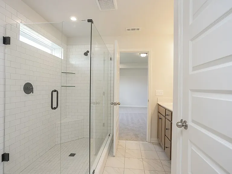 5401 Zinnia Ln E — Photo 7