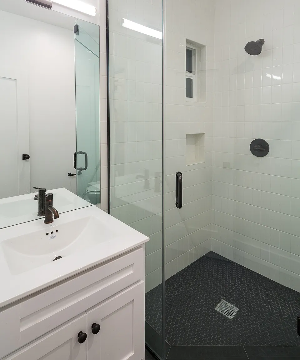 29 Navy Creative Lofts — Photo 3