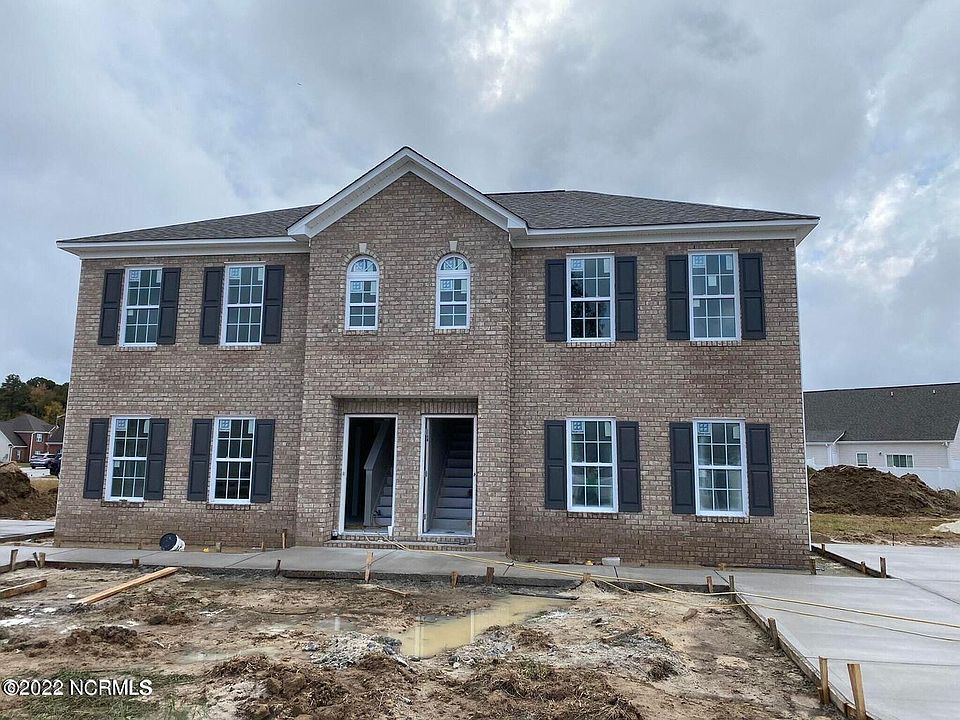 1st image of 316 S Pointe Dr #A