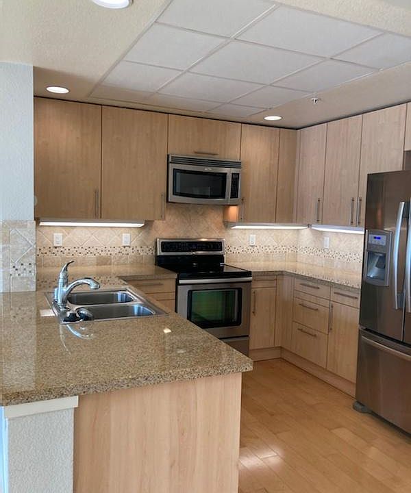 1st image of 88 Bush St Unit 4154