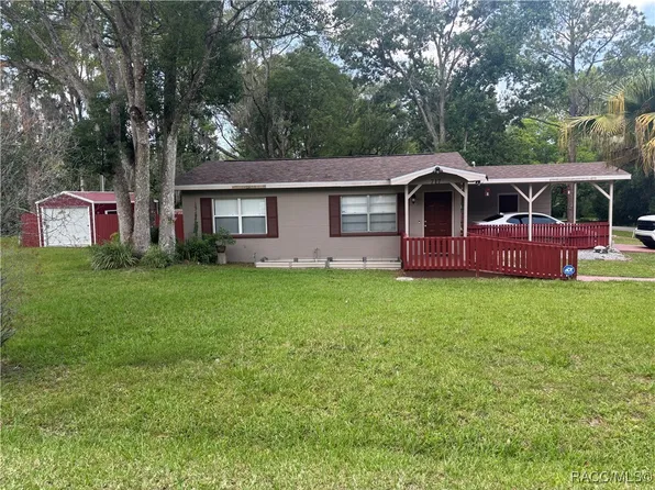 717 Whiteway Dr, Brooksville, FL 34601
