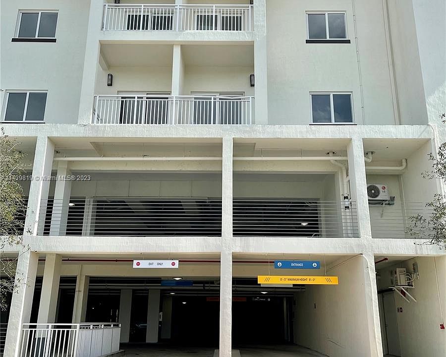 1st image of 10950 NW 82nd St #212