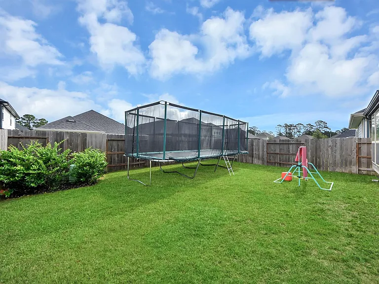 21314 Barcelona Heights Trl — Photo 26