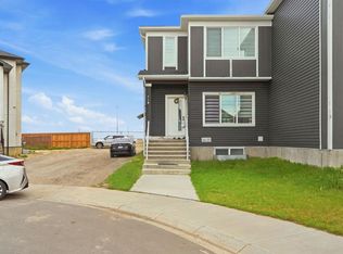 118 W Saddlelake Mnr NE, Calgary, AB T3J 2E8