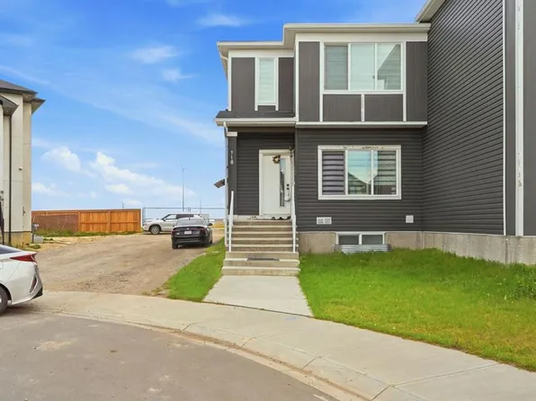 118 W Saddlelake Mnr NE, Calgary, AB T3J 2E8