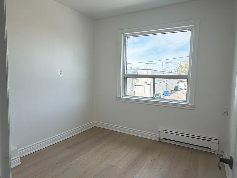 247 Belgravia Ave #2 — Photo 3