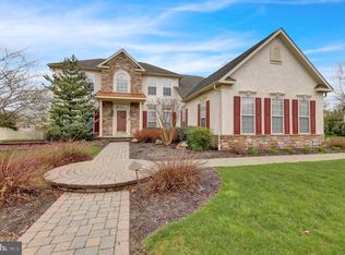 43 Winding Brook Dr, Sinking Spring, PA 19608