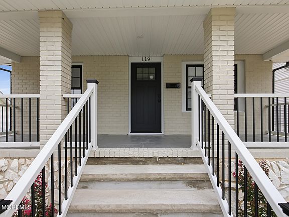 5th image of 119 Leonard Avenue
