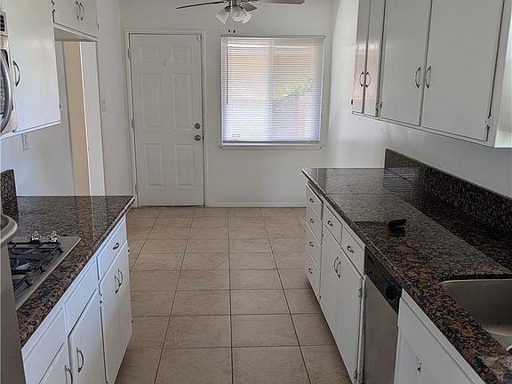4th image of 8641 Garfield St #1