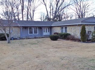 113 Meadowlark Ln, Vincennes, IN 47591