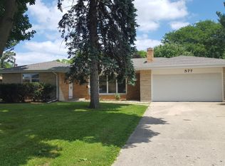 577 N Weston Ave, Elgin, IL 60123