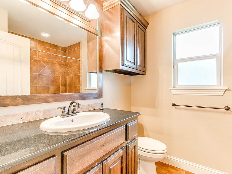 4909 Kelly Lakes Dr — Photo 30