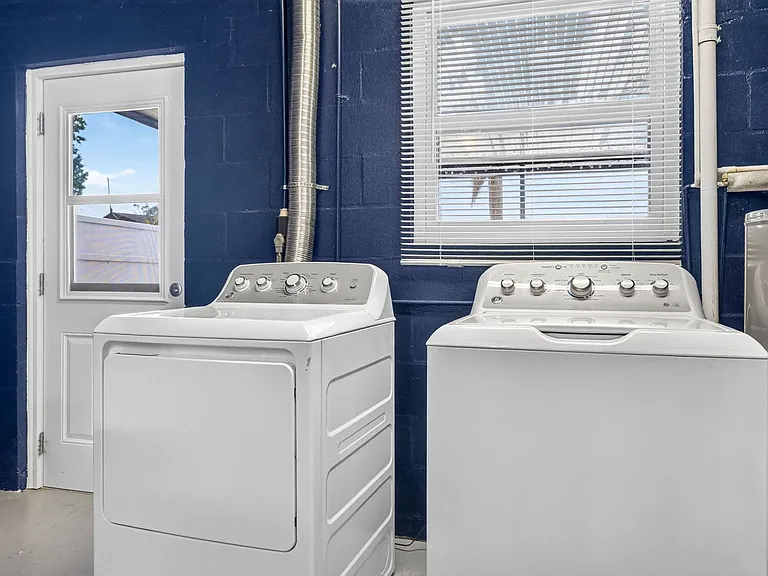 Laundry Room Cabinet