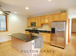 1403 N Artesian Ave #1, Chicago, IL 60622