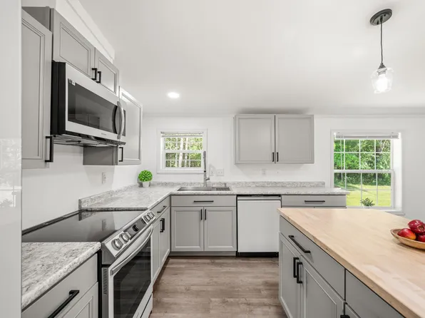 2377 Route 78, Alburgh, VT 05440