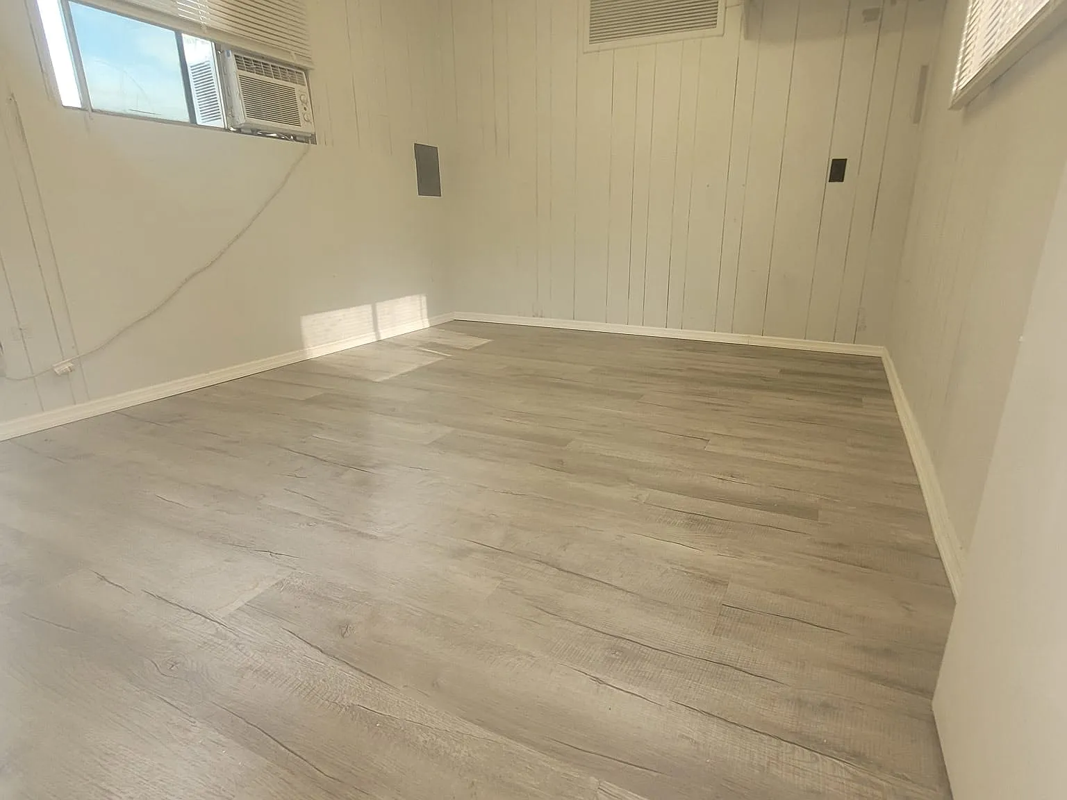 2 bed, $950 — Photo 2