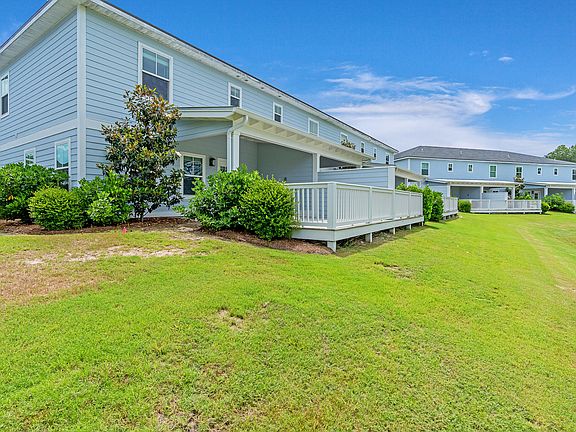 5th image of 56 Golden Bell Ct Unit 56D