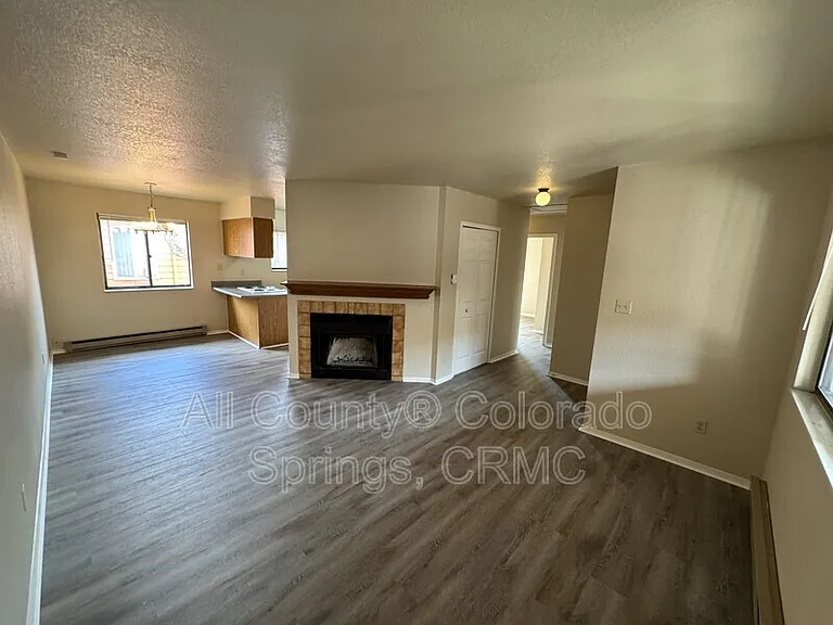 2230 N Weber St #E — Photo 4