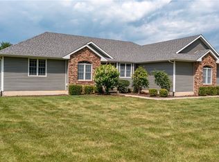 17145 N Oak Bluff Dr, Effingham, IL 62401