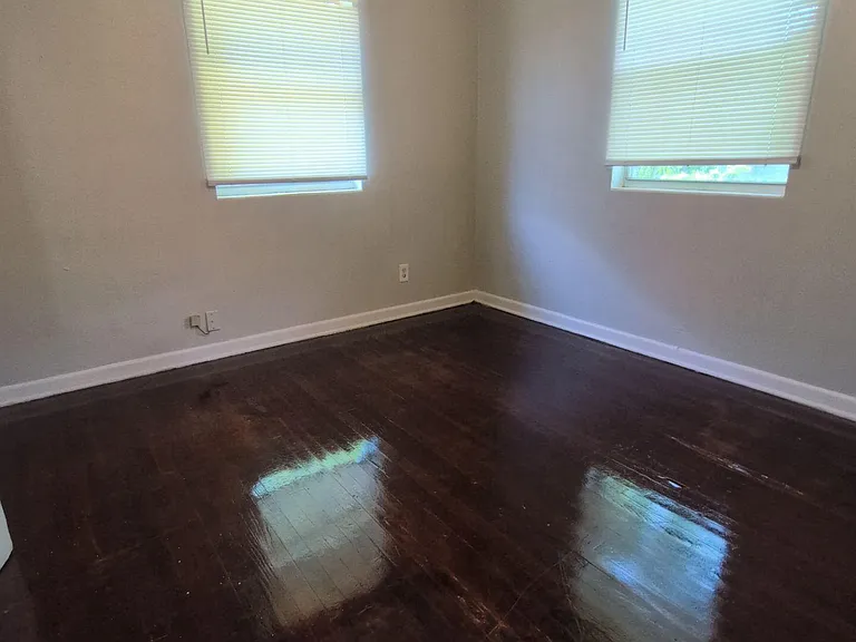 5440 Calloway Ct — Photo 12