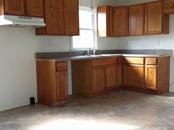 5th image of 1705 Shewalt Dr