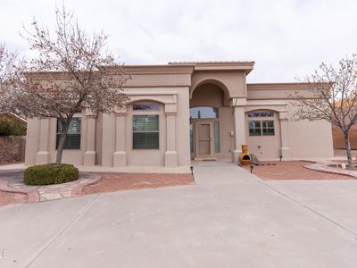 302 Golf View Ln, El Paso, TX, 79928