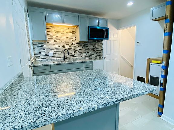 4th image of 1201 S 17th Ave APT C