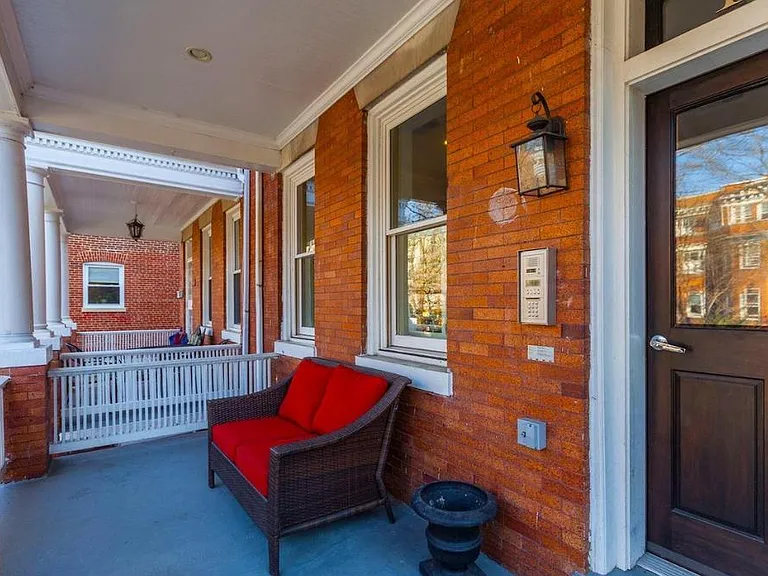 1738 Park Rd NW #2 — Photo 3