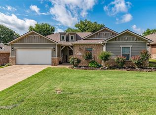 1802 Woodland Park Dr, Denison, TX 75020