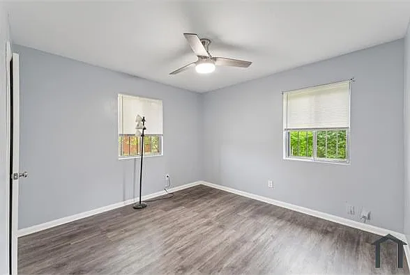 917 Court T — Photo 10