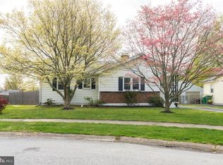 13 Varmar Dr, New Castle, DE 19720