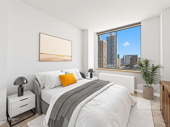 5th image of 127 E 30th St APT 16A