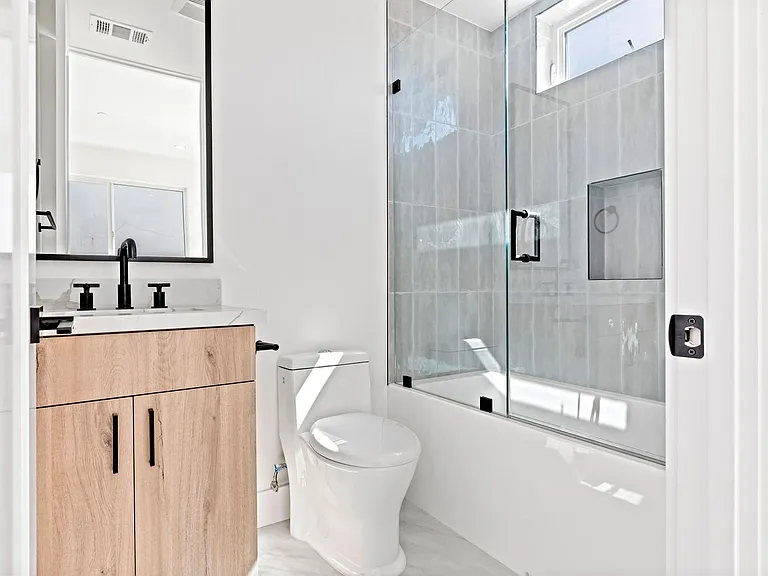 10921 Hesby St #1/2 — Photo 10
