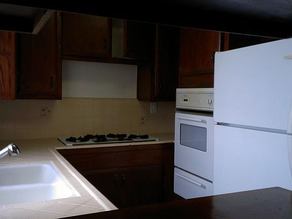 5th image of 345 S Doheny Dr APT 204