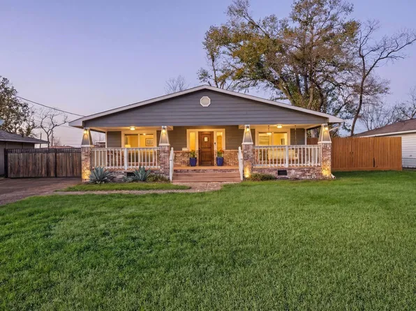 4522 Randwick Dr, Houston, TX 77092