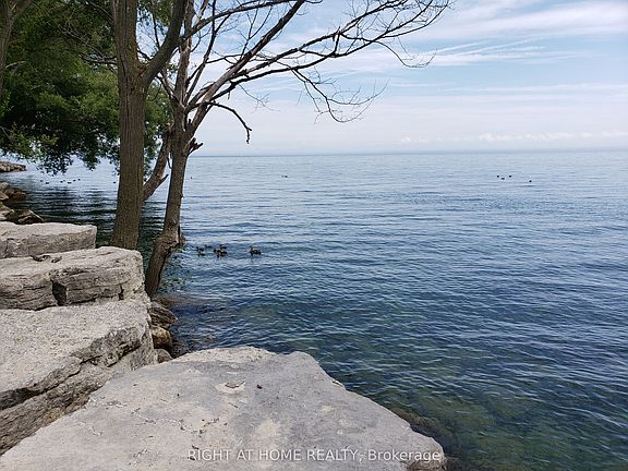 5th image of 2680 Lake Shore Blvd W
