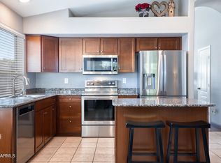 2826 E Park View Ln, Phoenix, AZ 85024