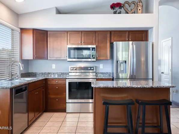 2826 E PARK VIEW Lane, Phoenix, AZ 85024