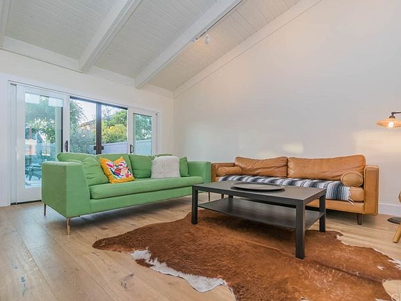 3rd image of 405 Beryl Cove Way