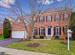 5012 Marshall Crown Rd, Centreville, VA 20120