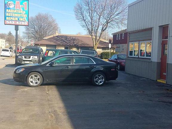 5th image of 8205 W Lincoln Ave