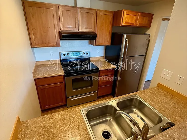 9625 Independence Dr #C311 — Photo 5
