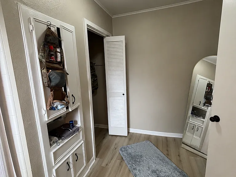 125 Charles Ave — Photo 14