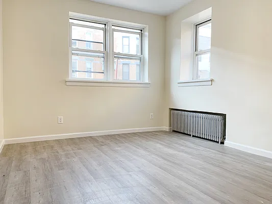 Rented by Compass | media 9