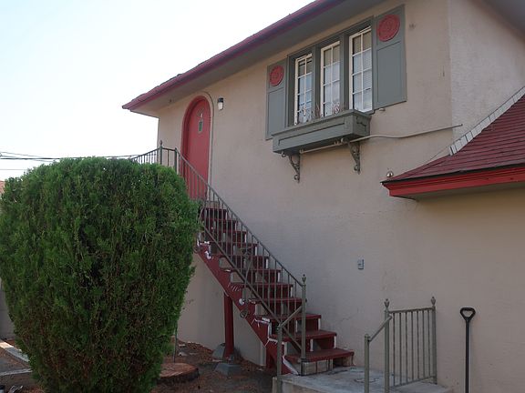 2nd image of 527 Yakima St #P
