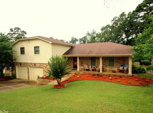 2914 Millbrook Rd, Little Rock, AR 72227